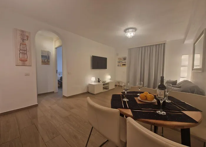 Parque Santiago 1 Parterowy Pool View 008 Alejandro *