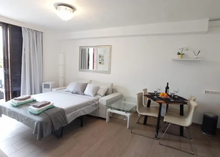 Parque Santiago 1 Parterowy Pool View 008 Alejandro Apartamento *