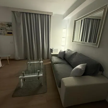 Parque Santiago 1 , One Bedroom Apartament Parterowy Pool View 008 Alejandro *
