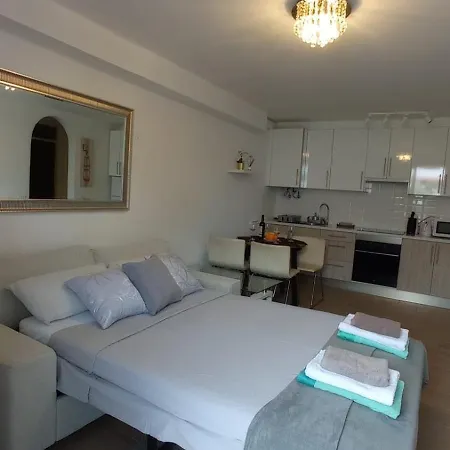 Parque Santiago 1 Parterowy Pool View 008 Alejandro Apartment