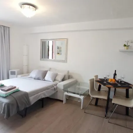 Parque Santiago 1 Parterowy Pool View 008 Alejandro Appartement *