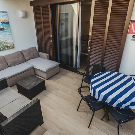 Apartment Parque Santiago 1 , One Bedroom Apartament Parterowy Pool View 008 Alejandro Playa de las Americas (Tenerife)