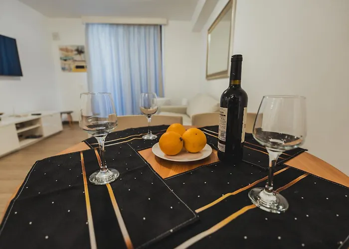 Parque Santiago 1 Parterowy Pool View 008 Alejandro Apartman *